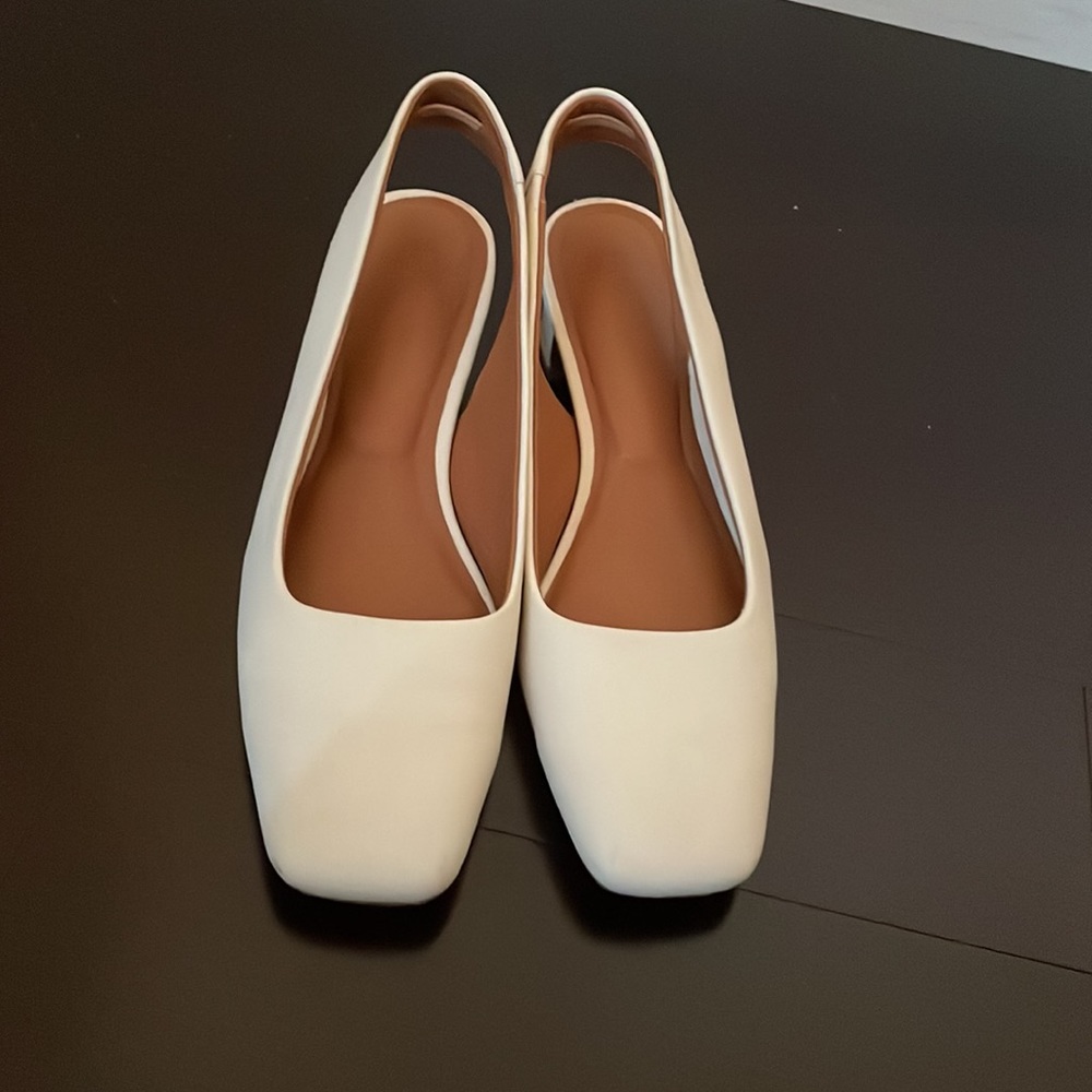 By far slingback kitten heels size 7.5